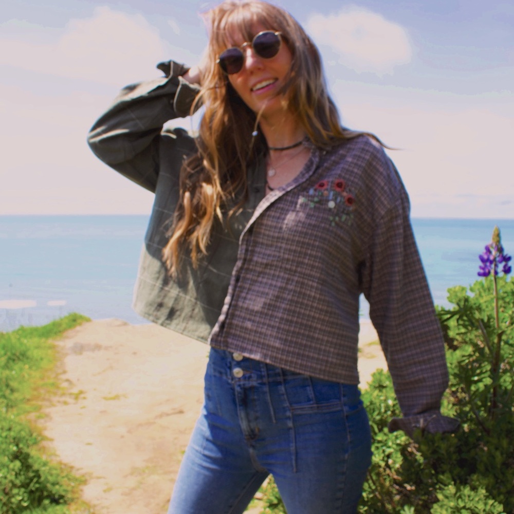 WWM Split Style, cropped & embroidered